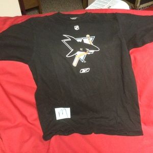 NHL San Jose Sharks tshirt
